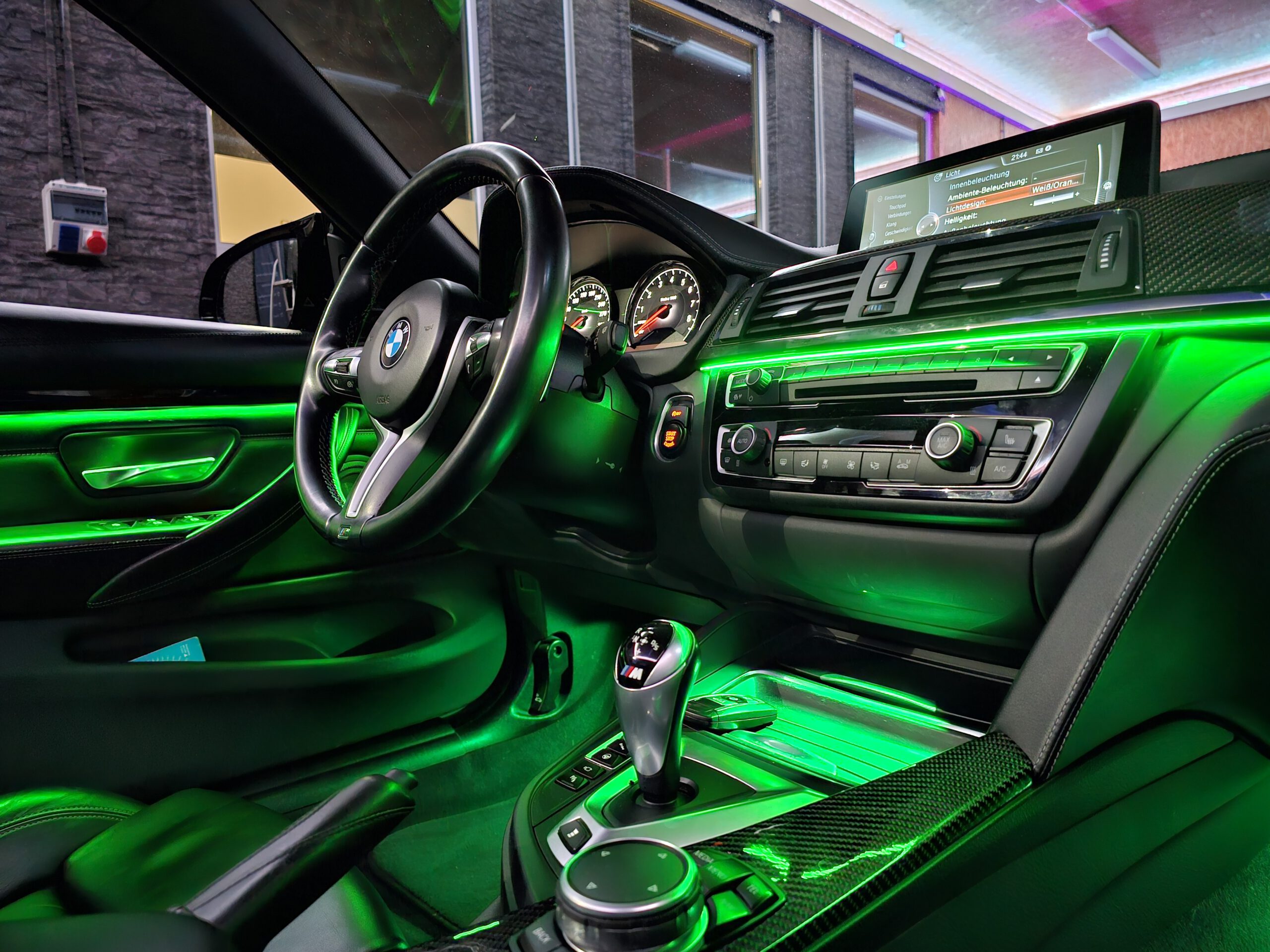 Mercedes W205 Ambientebeleuchtung und Sternenhimmel Nachrüstung